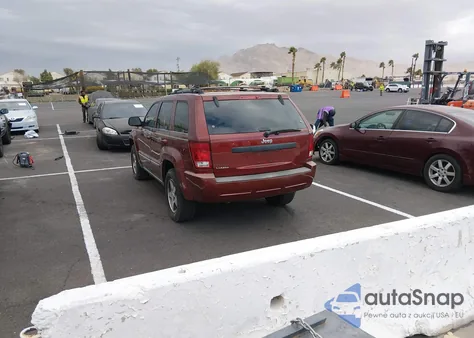 2007 Jeep Grand Cherokee Laredo z USA, uszkodzony, nr VIN 1J8GS48K87C699207